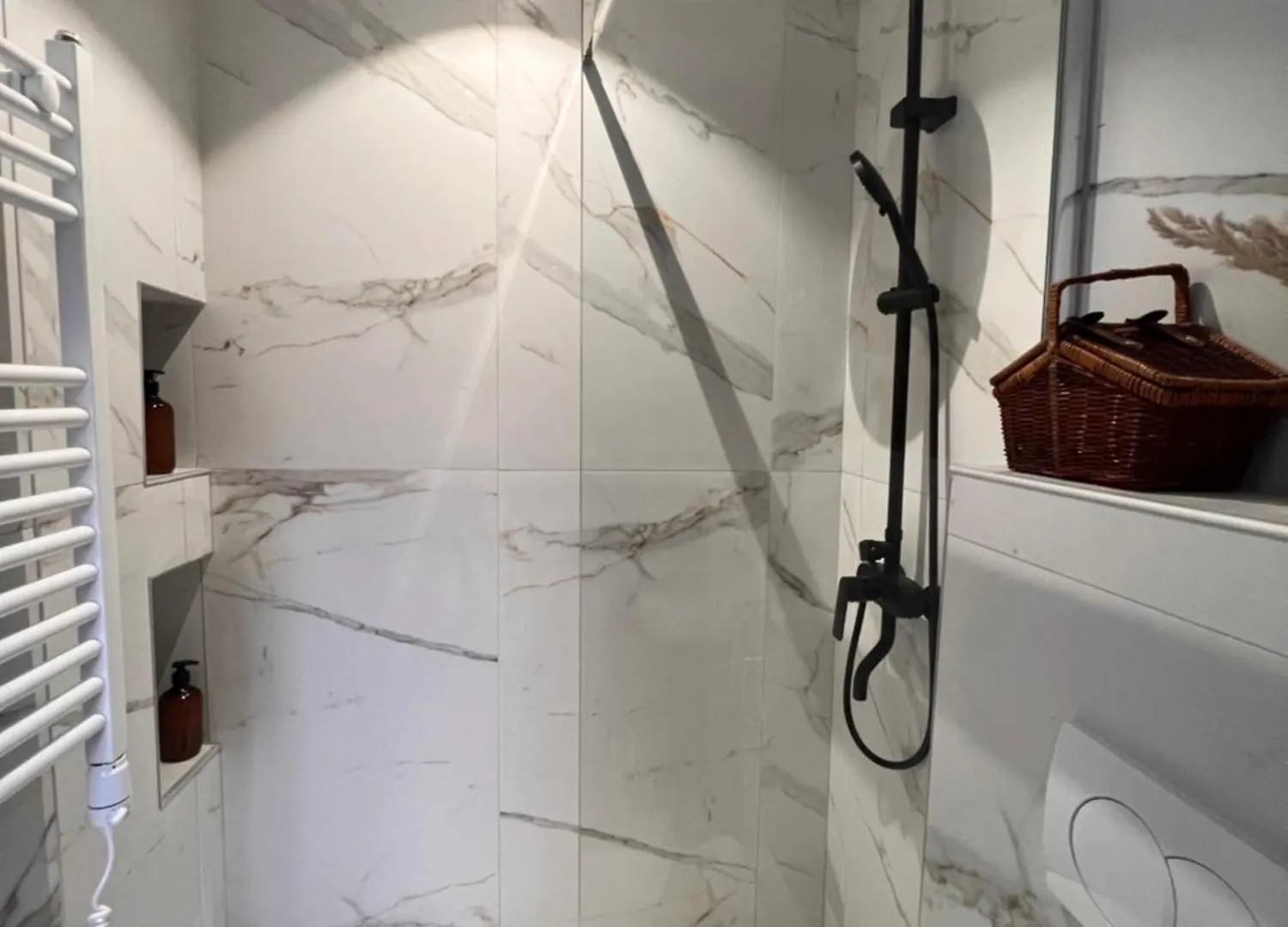 Bllok Scandi Apartments 2 Self -Check-In Tirana Albania